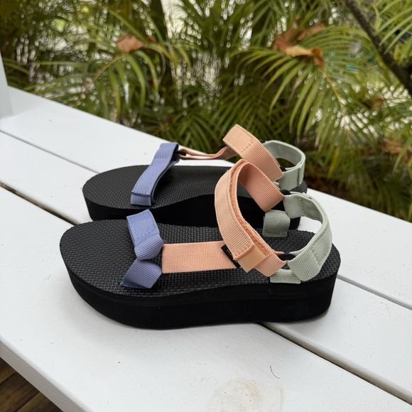 TEVA Sherbet Multi Flatform Universal Platform Sandals Hiking Women's Size 7 - Picture 1 of 7